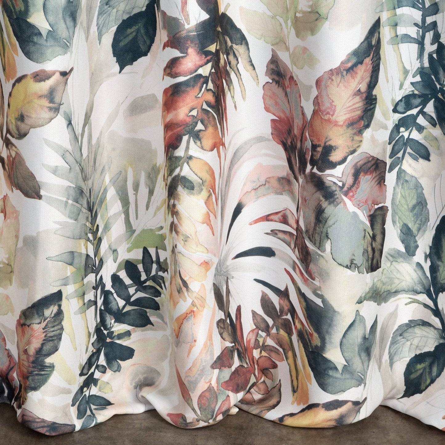 LILIA-Vorhang im Öko-Stil mit einem gemalten Aufdruck aus bunten Blättern,(2er Set), 140 x 270 cm, Klebeband/Hosenträger
