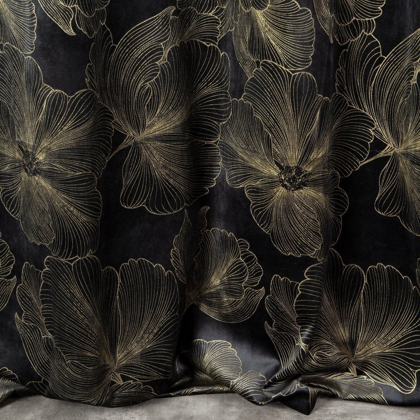 STELLA-Vorhang aus weichem Samt mit silbernem Blumenmotiv,(2ER Set),140 x 250 cm, Ösen/Räder